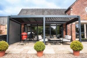 Transform Your Outdoor Space – See the Benefits of a Pergola Today